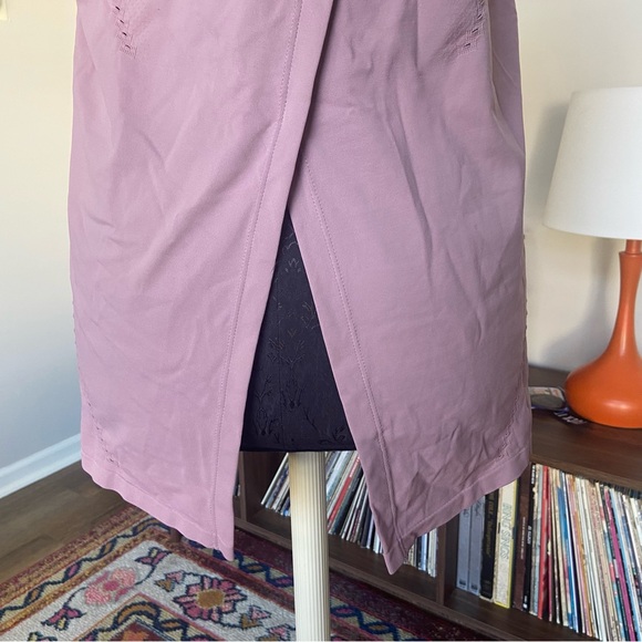 Athleta Foothill Tank Top with Tulip Back Mauve Size Women's Large - Picture 3 of 5